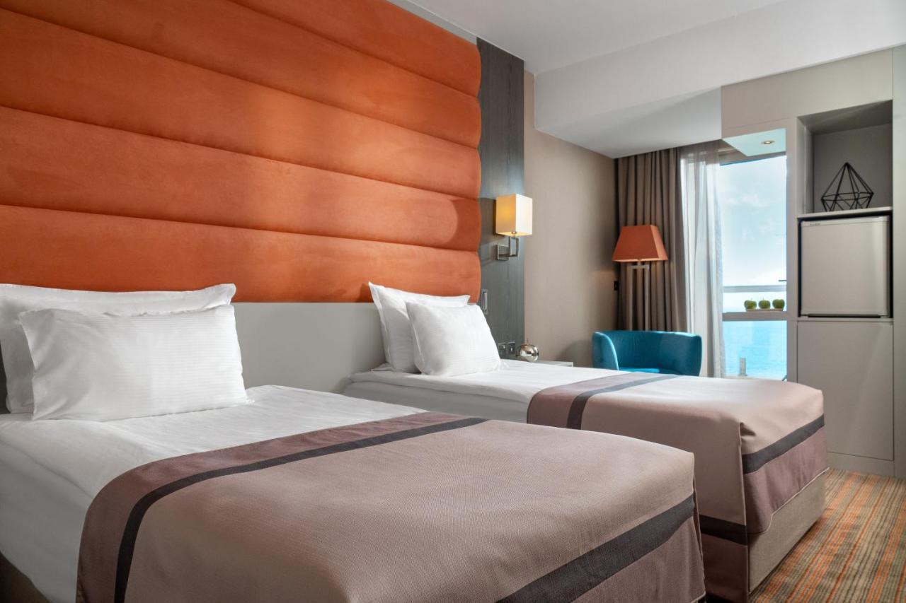 Elexus Hotel Resort & Spa & Casino Klepini ภายนอก รูปภาพ