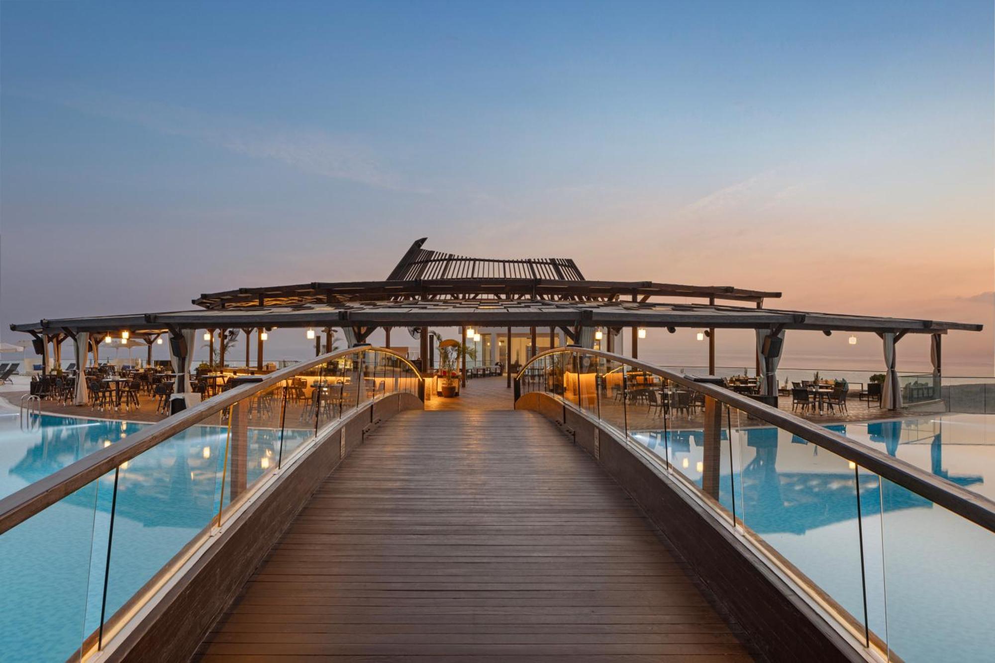 Elexus Hotel Resort & Spa & Casino Klepini ภายนอก รูปภาพ